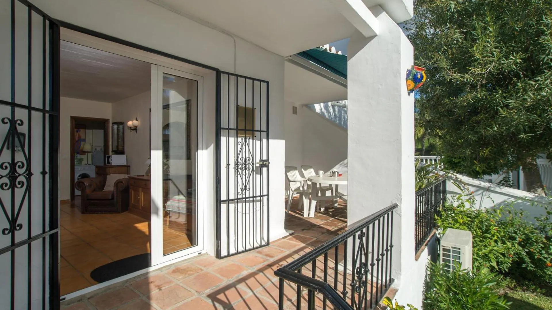 Casablanca 20 Oasis Properties Nerja 0*,