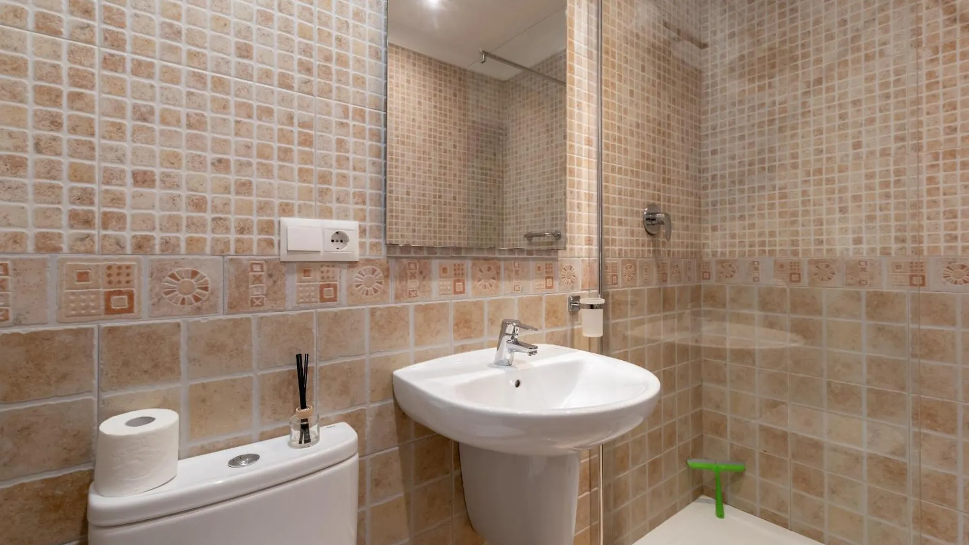 Casablanca 20 Oasis Properties Nerja Spain