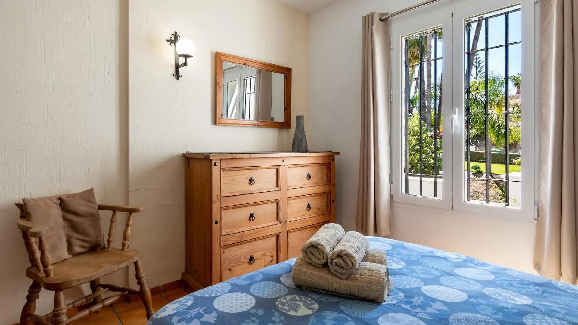 Casablanca 20 Oasis Properties Nerja